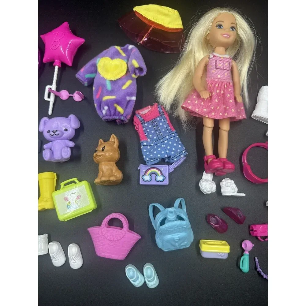 Chelsie Barbie Clothing and Accessories Lot